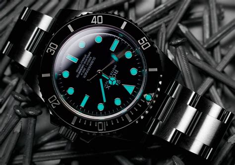 rolex luminous light